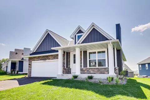 17858 Graphite Ln, Lakeville, MN 55044