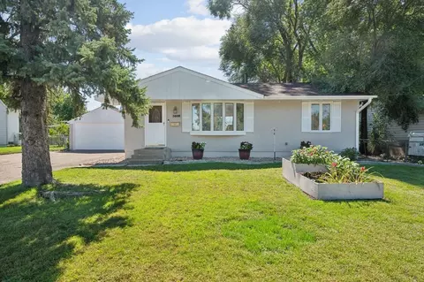 3608 70th St E, Inver Grove Heights, MN 55076