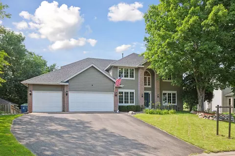 5815 Rosewood Ln N, Plymouth, MN 55442
