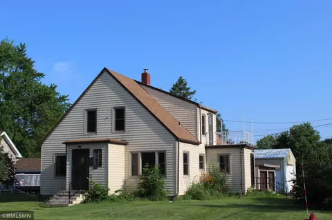 430 2nd St SE, Milaca, MN 56353