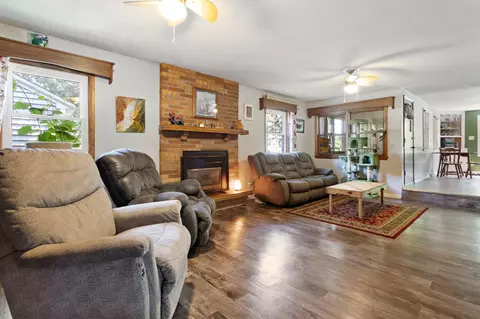 202 13th Ave N, Princeton, MN 55371