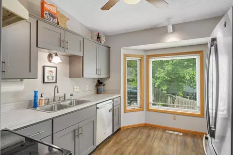6305 113th Pl N, Champlin, MN 55316 photo 5