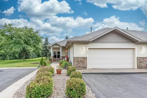 621 Dublin Ct, Mankato, MN 56001