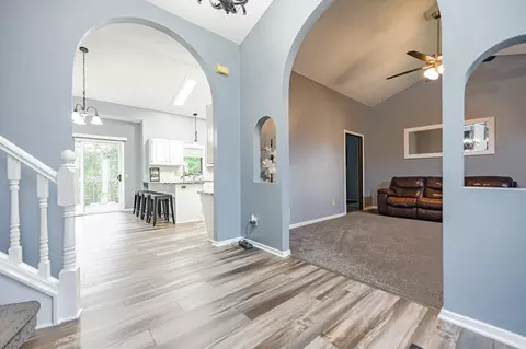 13022 Forest Glen Dr, Burnsville, MN 55337
