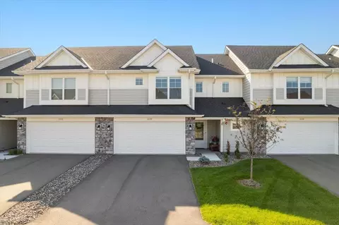 1035 Jubert Dr, Medina, MN 55340