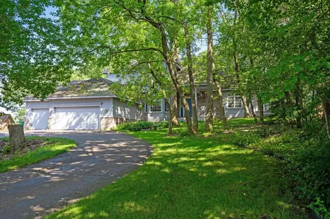 13205 Longview Dr, Burnsville, MN 55337