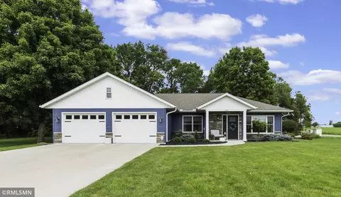 1192 Cypress Dr, Annandale, MN 55302