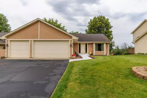 13520 Judicial Rd, Burnsville, MN 55337