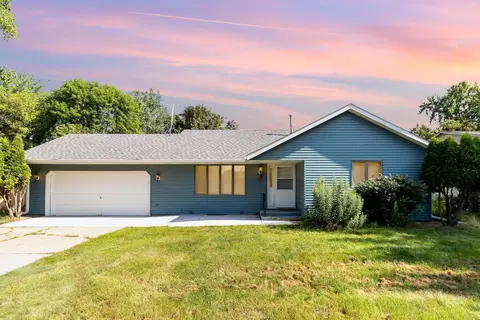 1354 2nd Ave SE, Cambridge, MN 55008