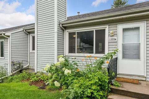 1399 Farrington St #A, Saint Paul, MN 55117