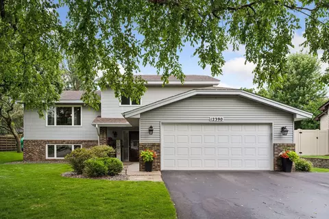 12390 Larch St NW, Coon Rapids, MN 55448