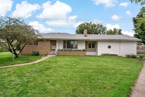914 Eleanor Ave, Saint Paul, MN 55102