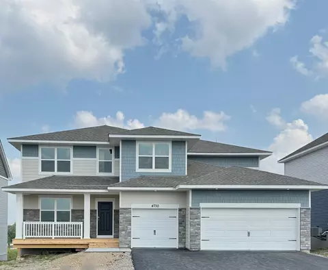 4730 Camden Cir, Chaska, MN 55318
