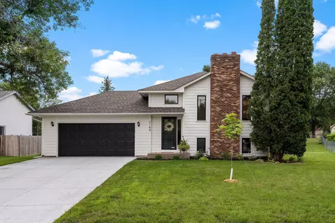 7142 Quantico Ct, Maple Grove, MN 55311