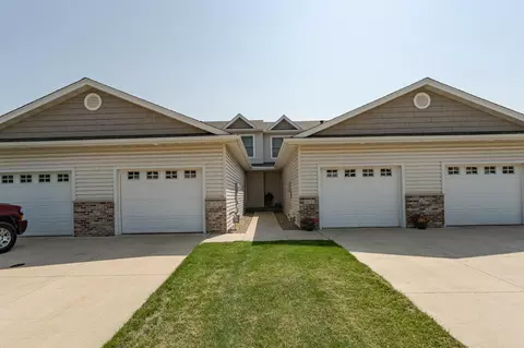 3074 Venice Ln NW, Rochester, MN 55901