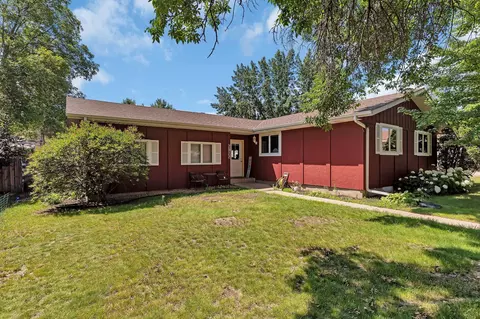 2922 Madison Pl, Saint Cloud, MN 56303 photo 2