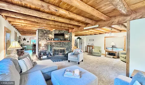 5887 Walden Ave, Stewart, MN 55385