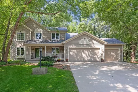 7467 Hidden Valley Ct S, Cottage Grove, MN 55016