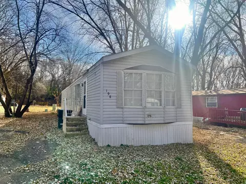 198 Lime Valley Rd, Mankato, MN 56001