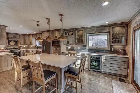 10676 Monticello Ln N, Maple Grove, MN 55369