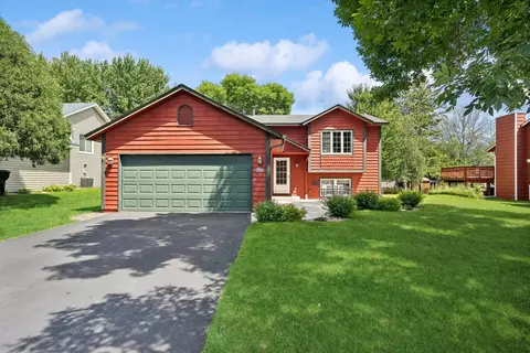 3898 Princeton Trl, Eagan, MN 55123