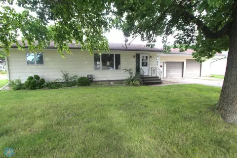 204 7th St N, Wheaton, MN 56296