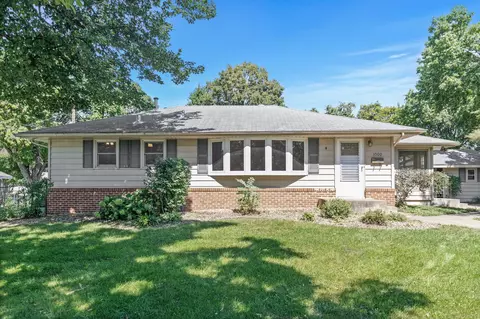 3500 Admiral Ln N, Brooklyn Center, MN 55429