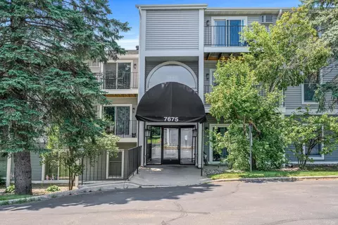 7675 142nd St W #301, Apple Valley, MN 55124
