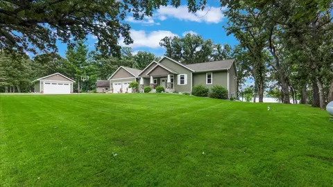 40059 Sauk Hills Cir, Sauk Centre, MN 56378