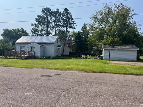 101 15th St, Cloquet, MN 55720