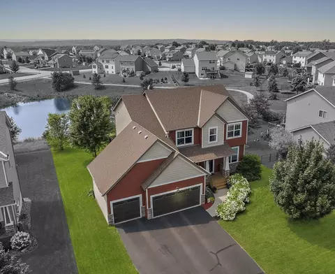 9690 Dunes Ln, Cottage Grove, MN 55016