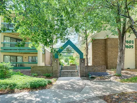 7605 Edinborough Way #6212, Edina, MN 55435