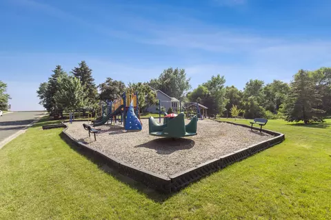 140 Pond View Dr, Loretto, MN 55357 photo 53