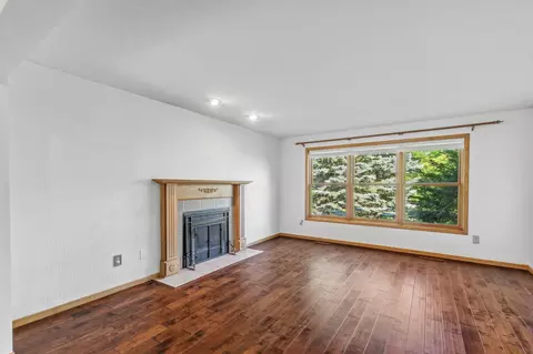 140 Pond View Dr, Loretto, MN 55357 photo 12
