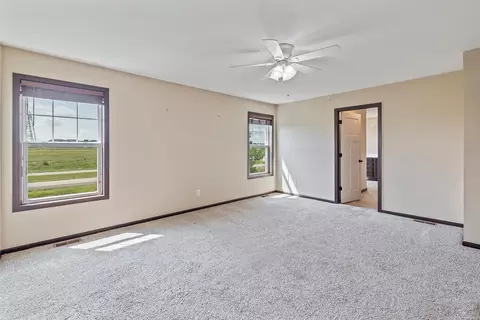2646 Vierling Dr E, Shakopee, MN 55379 photo 21
