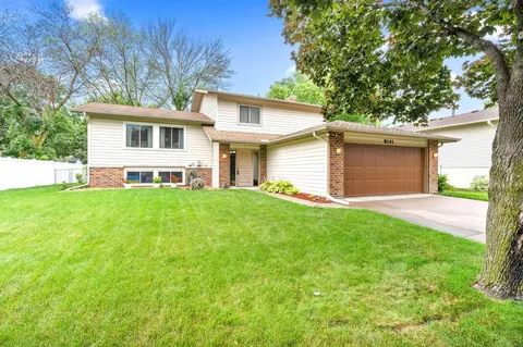 8141 Hampshire Ave N, Brooklyn Park, MN 55445