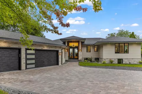 Exterior - 2 Maclynn Rd, Excelsior, MN 55331 photo 3 of 11