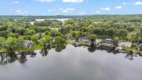 View/Area - 2 Maclynn Rd, Excelsior, MN 55331 photo 2 of 4