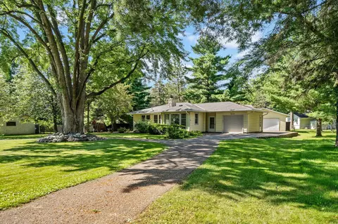 8523 W River Rd, Brooklyn Park, MN 55444