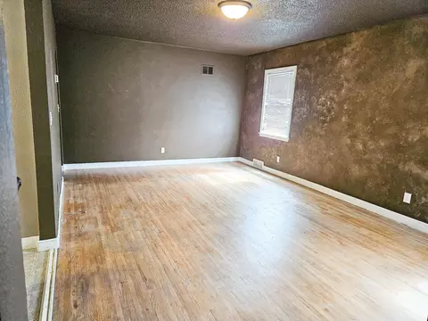 133 E Nelson Ave, Warren, MN 56762 photo 13