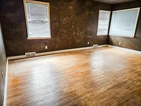 133 E Nelson Ave, Warren, MN 56762 photo 9