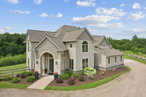 6520 Hidden Ln, Greenfield, MN 55357