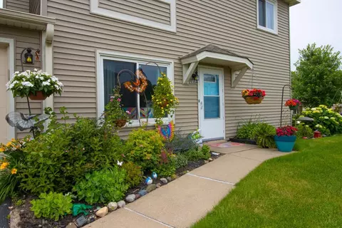 1530 Clemson Dr #A, Eagan, MN 55122 photo 3