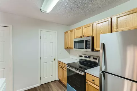 1932 Kyle Way, Eagan, MN 55122 photo 14