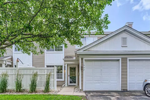 1932 Kyle Way, Eagan, MN 55122