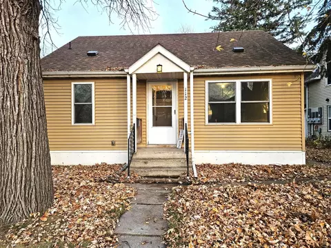 112 Conley Ave S, Thief River Falls, MN 56701