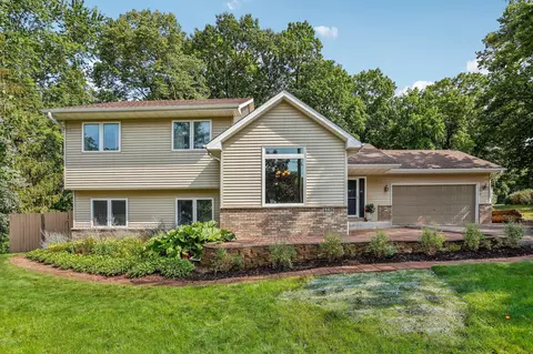 4536 Dorchester Rd, Mound, MN 55364