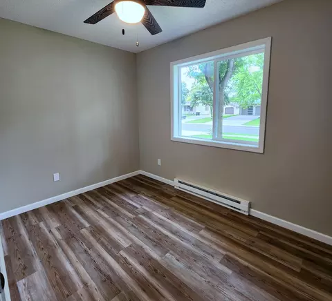 1012 Irene Ave SE, Willmar, MN 56201 photo 13