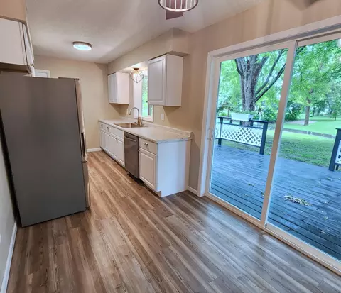 1012 Irene Ave SE, Willmar, MN 56201 photo 6