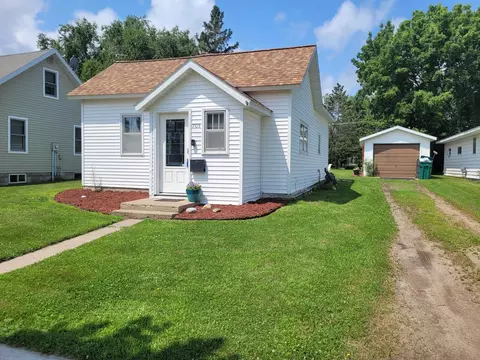 705 3rd St SE, Wadena, MN 56482